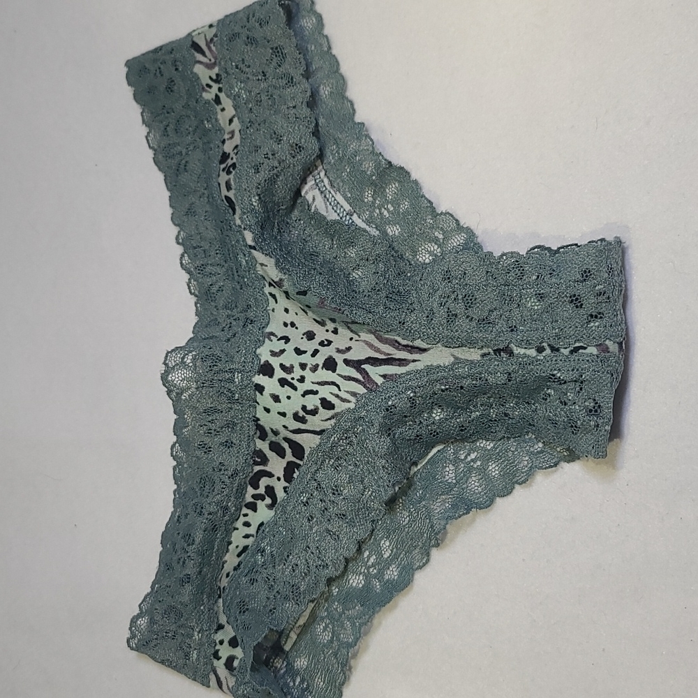 Victorias secret Cheeky panties